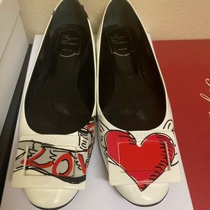 ROGER VIVIER Grommet Flats